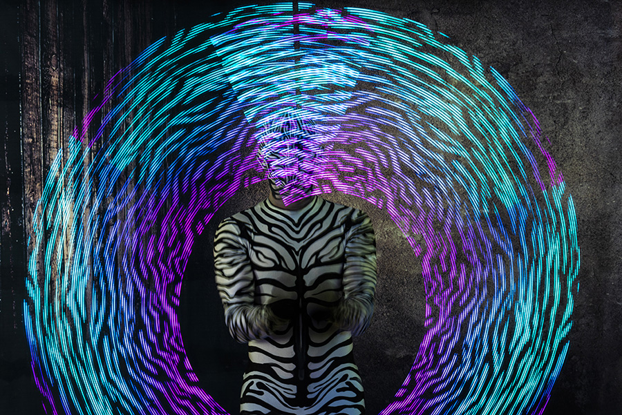 led show and bodypainting 