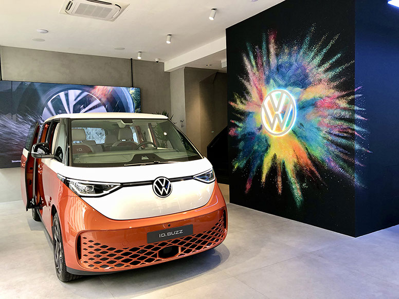 wandmalerei wien volkswagen auftrag mural painting in vienna, volkswagen commission